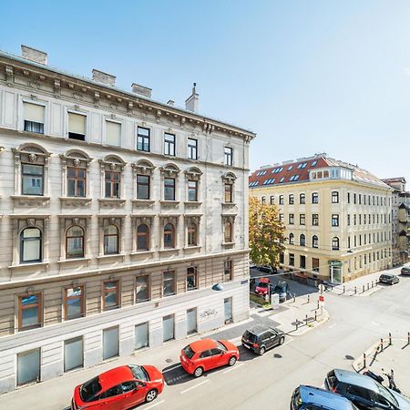 Zeus Design Apartments Schoenbrunn فيينا المظهر الخارجي الصورة
