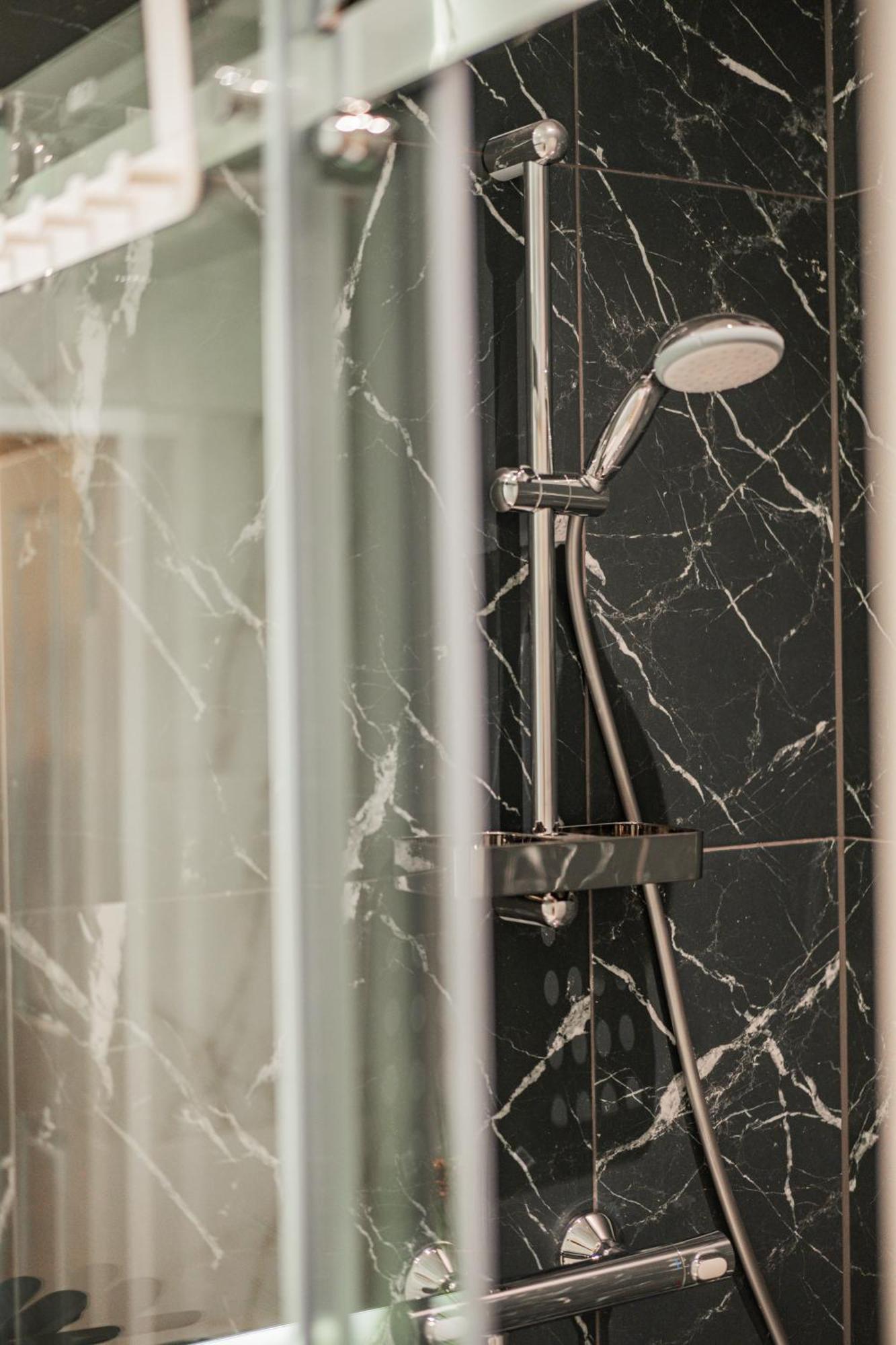 Zeus Design Apartments Schoenbrunn فيينا المظهر الخارجي الصورة