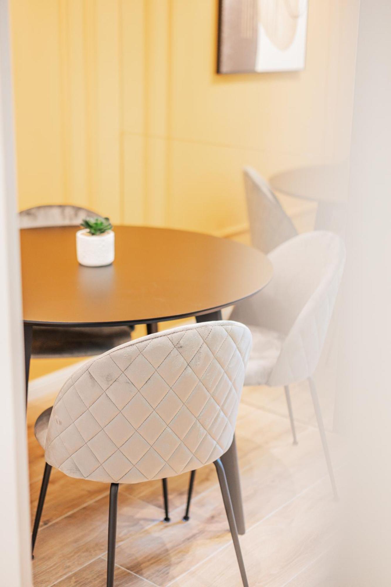 Zeus Design Apartments Schoenbrunn فيينا المظهر الخارجي الصورة